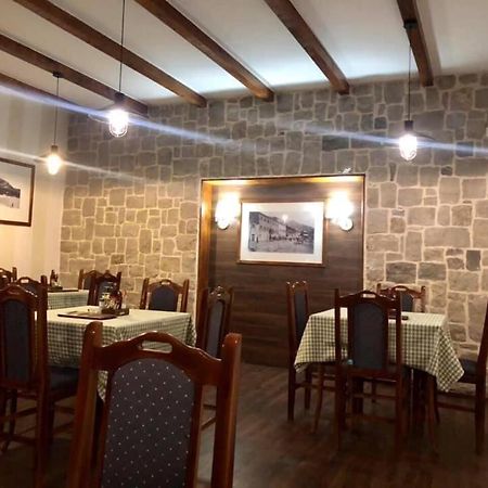 Restaurant & Apartments Jug Sutomore Luaran gambar