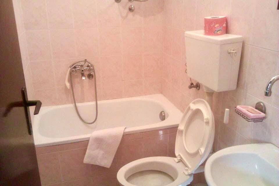 Restaurant & Apartments Jug Sutomore Luaran gambar